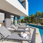 Cozy In With Sauna Biograd Na Moru