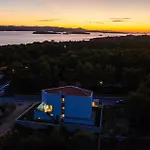 Cozy In With Sauna Biograd Na Moru