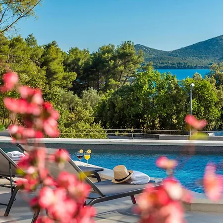 Stunning In With Sauna Biograd Na Moru