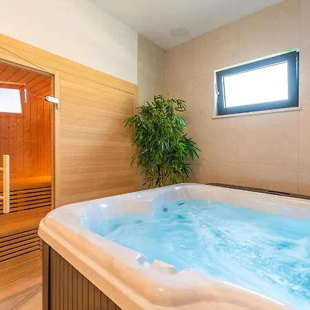 Feriehus Cozy In With Sauna Biograd Na Moru